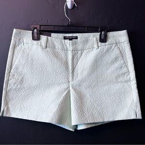 NWT Banana Republic Shorts Light Green Womens Size: 10